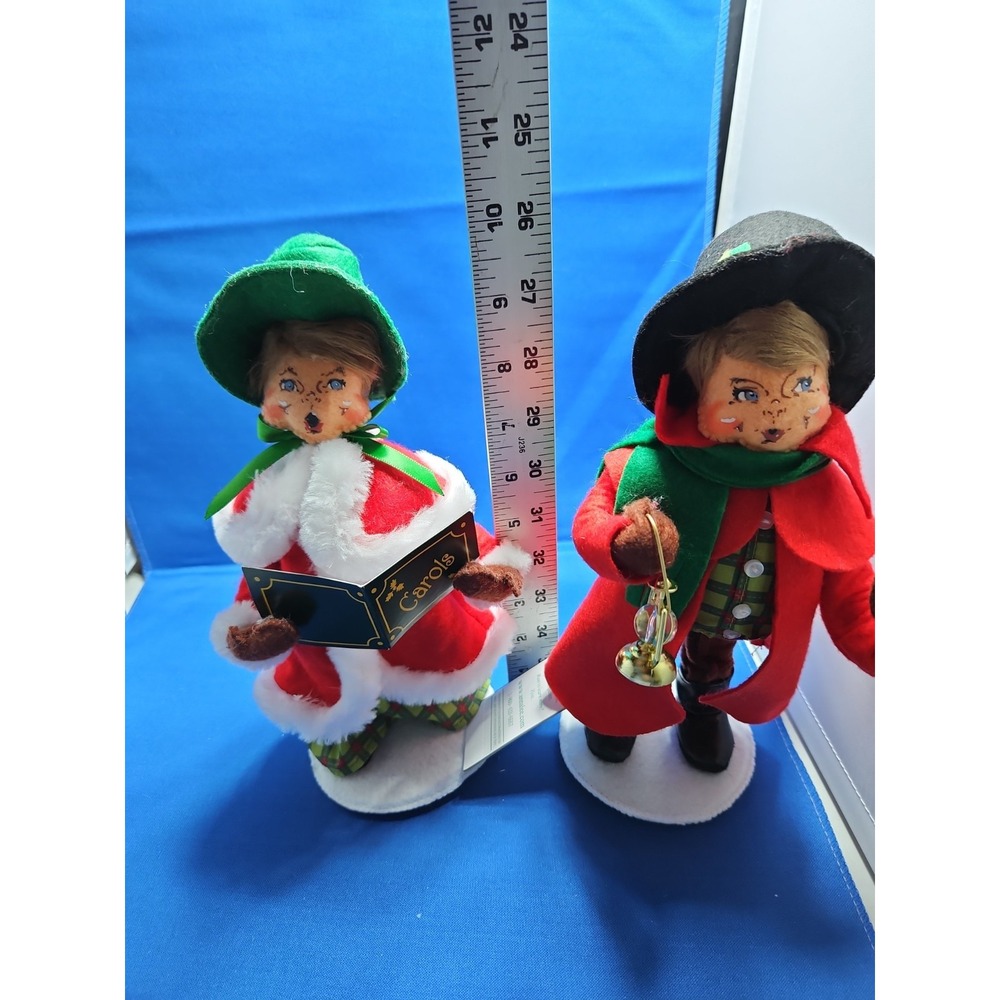 2 Annalee Christmas Carolers Man Woman Caroling Set 10" New 2016 - Picture 7 of 7